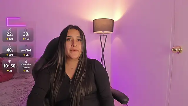 Megan FE online show from January 14, 2025, 11:27 pm