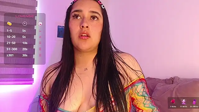 Megan FE online show from October 25, 2025, 2:13 pm