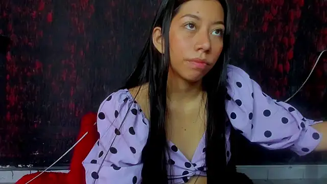 Snapshot of sexylaurita chatting on December 27, 2024, 12:12 pm sexylaurita online show from December 27, 2024, 12:12 pm