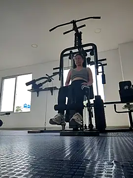 Snapshot of malusexy33 chatting on September 17, 2025, 2:30 pm malusexy33 online show from September 17, 2025, 2:30 pm