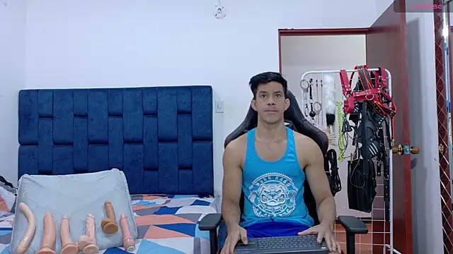 JoseRumbero26 online show from January 11, 2026, 12:32 pm