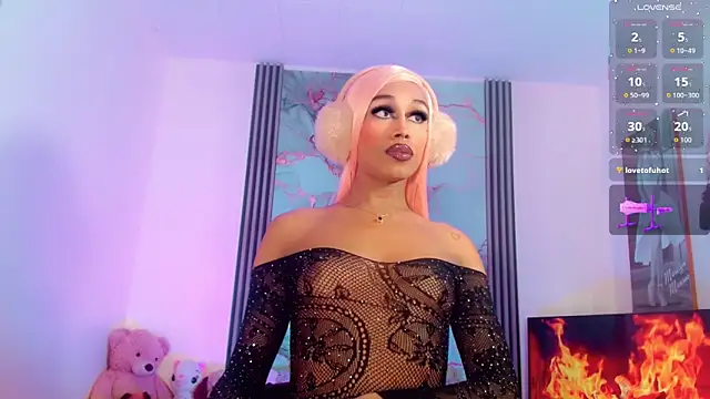  ChanellR  online show from October 22, 2025, 11:04 pm