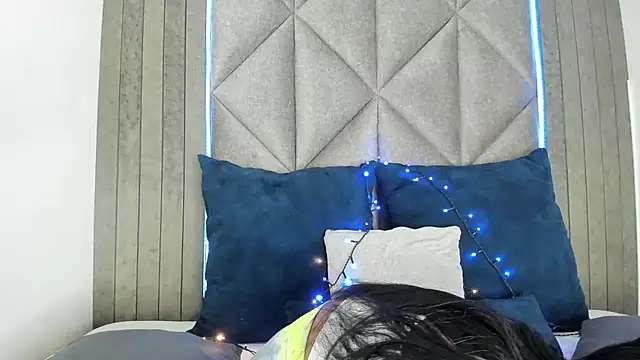 rachellmartinez online show from March 22, 2025, 11:21 am