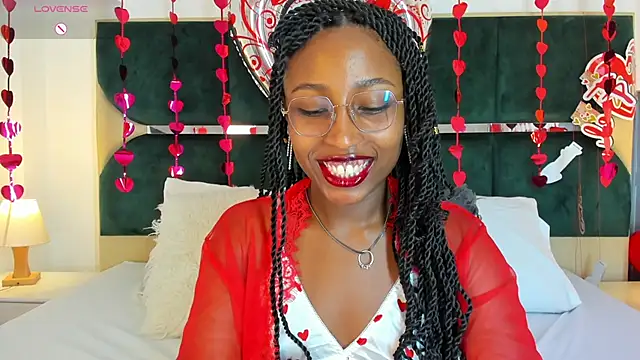 Snapshot of EmmaSanzz_ chatting on February 15, 2025, 11:36 pm EmmaSanzz online show from February 15, 2025, 11:36 pm