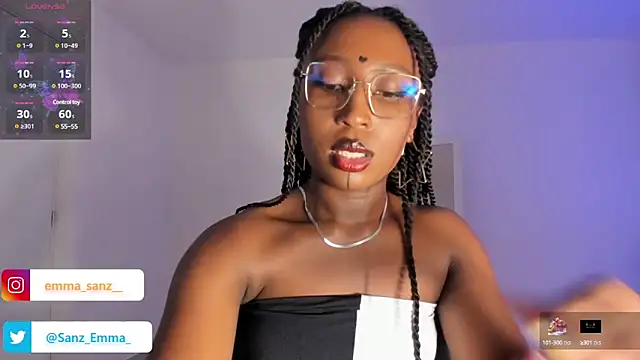 Snapshot of EmmaSanzz_ chatting on March 6, 2025, 2:40 pm EmmaSanzz online show from March 6, 2025, 2:40 pm