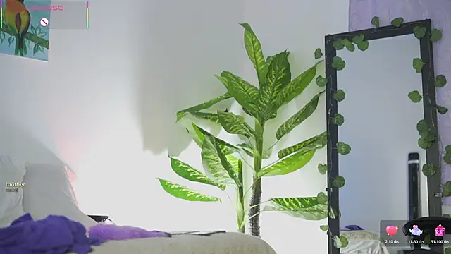 Snapshot of EmmaSanzz_ chatting on February 20, 2026, 11:11 am EmmaSanzz online show from February 20, 2026, 11:11 am