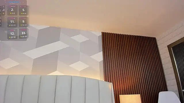 Julietasantos   online show from November 12, 2025, 6:30 pm