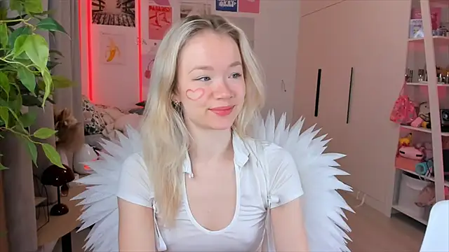 Lily Young online show from February 14, 2026, 5:26 am