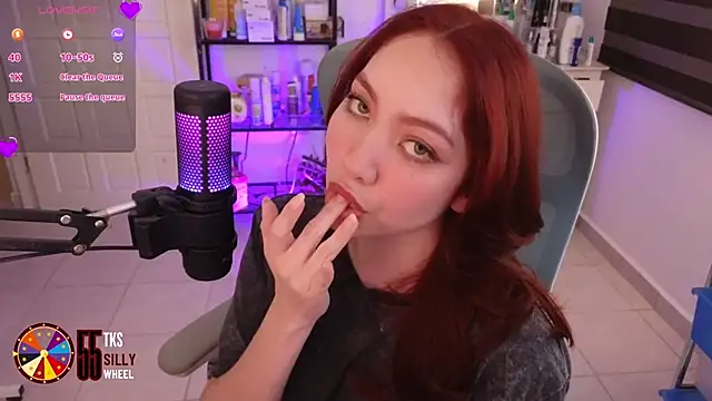 LilyVelvett online show from February 6, 2026, 4:17 am