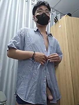 Snapshot of xboyvn9 chatting on October 19, 2025, 4:18 pm xboyvn9 online show from October 19, 2025, 4:18 pm