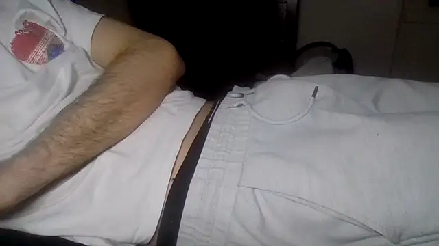 VersGuy24 online show from March 9, 2026, 3:38 pm