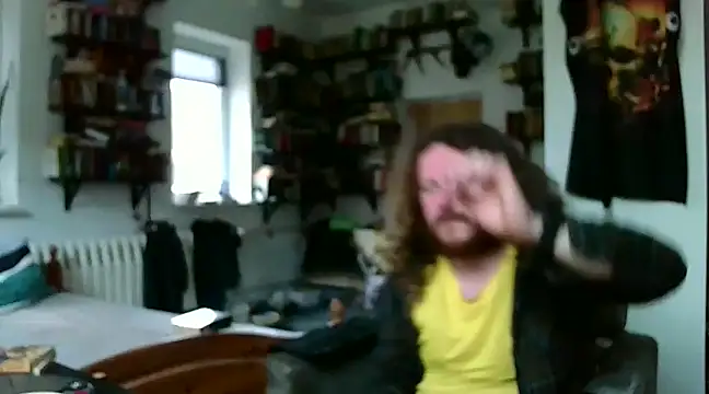 sunr1sa online show from February 5, 2025, 3:20 pm