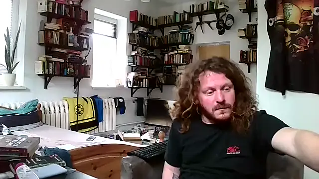 sunr1sa online show from February 26, 2025, 4:24 pm