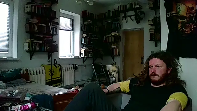 sunr1sa online show from March 12, 2025, 4:13 pm