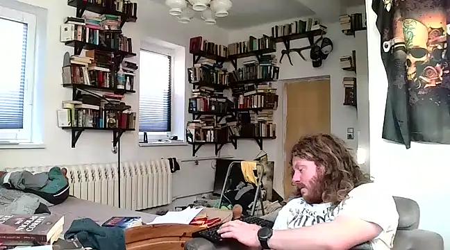 sunr1sa online show from March 22, 2025, 7:04 am