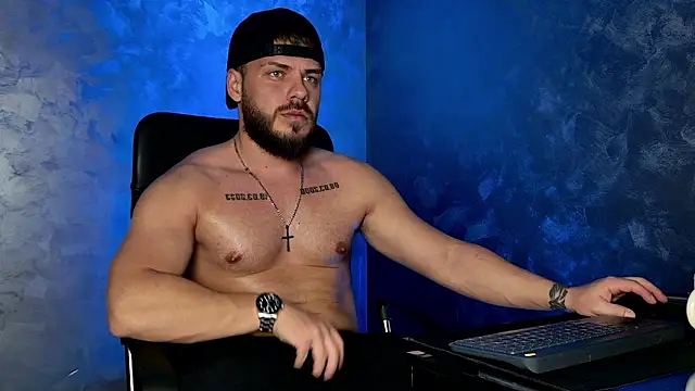 juliusmasters online show from January 7, 2026, 8:33 pm