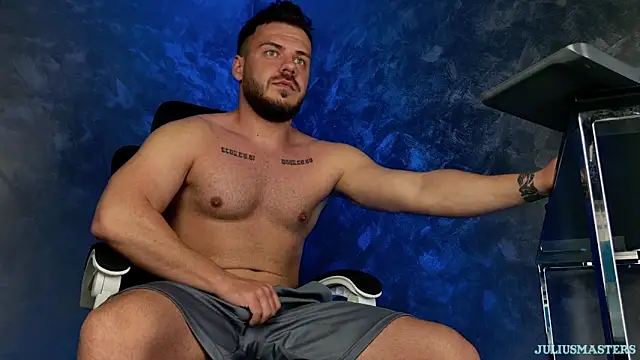 juliusmasters online show from April 9, 2026, 6:57 pm