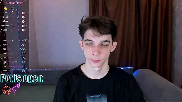 Aaron Boom online show from April 16, 2026, 8:42 pm