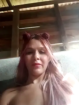 KeylacabreraC online show from November 6, 2025, 1:45 pm