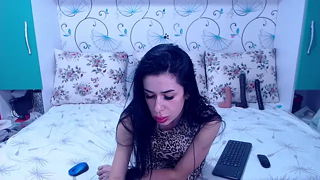 demiemorre online show from March 20, 2025, 4:51 am