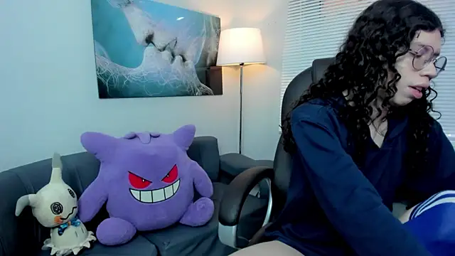 Angel Dust18 online show from December 21, 2025, 4:25 pm