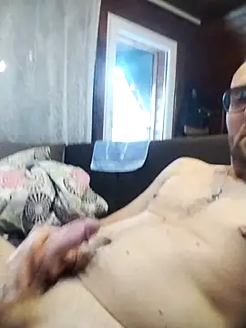 tomee83 online show from November 18, 2025, 6:51 am