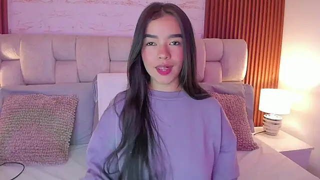 SophiaWylde online show from December 23, 2025, 5:05 am