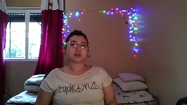 imsohornydacom online show from April 16, 2026, 4:19 pm