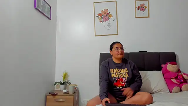 evaa miaa online show from February 15, 2026, 11:08 am