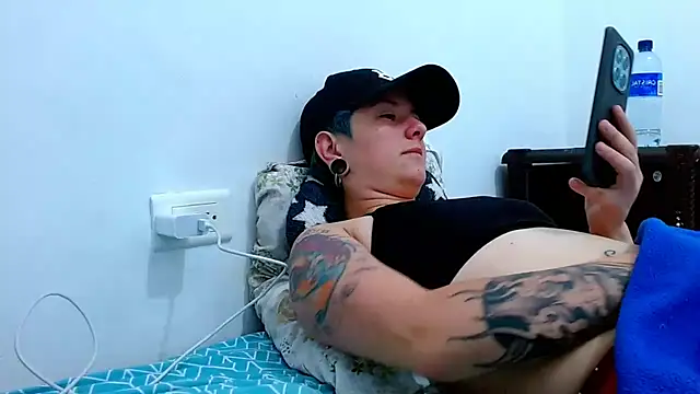 tomboyblue online show from March 10, 2026, 10:59 pm