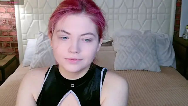 Snapshot of Lisa_Adam chatting on October 11, 2025, 6:06 pm Lisa Adam online show from October 11, 2025, 6:06 pm