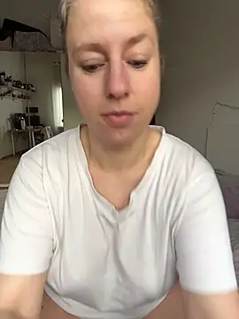 Snapshot of MariaValentine chatting on January 18, 2026, 6:50 am MariaValentine online show from January 18, 2026, 6:50 am