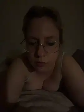 Snapshot of MariaValentine chatting on February 7, 2026, 8:56 pm MariaValentine online show from February 7, 2026, 8:56 pm