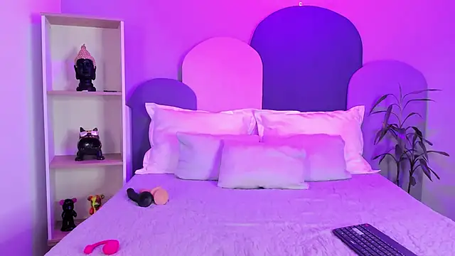 Snapshot of SophieGomez22 chatting on February 7, 2026, 11:14 am SophieGomez22 online show from February 7, 2026, 11:14 am