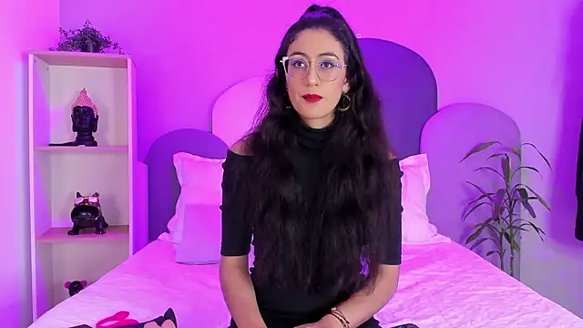 Snapshot of SophieGomez22 chatting on March 22, 2026, 11:35 am SophieGomez22 online show from March 22, 2026, 11:35 am