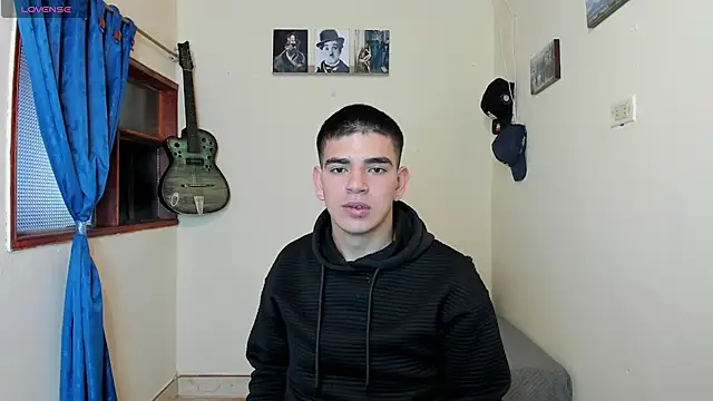 Snapshot of Ares_Johnson chatting on January 31, 2025, 5:10 pm Ares Johnson online show from January 31, 2025, 5:10 pm