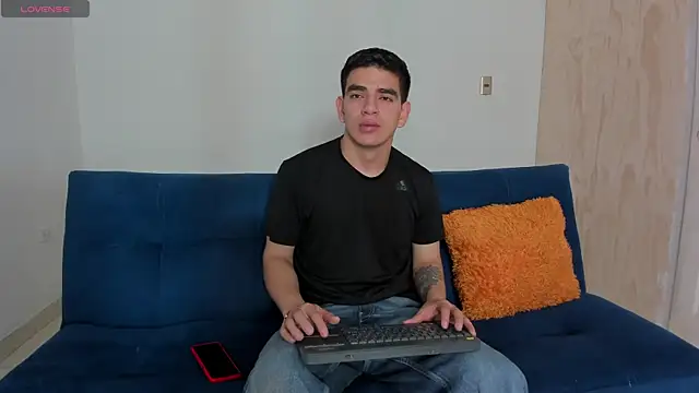 Snapshot of Ares_Johnson chatting on September 20, 2025, 12:28 pm Ares Johnson online show from September 20, 2025, 12:28 pm