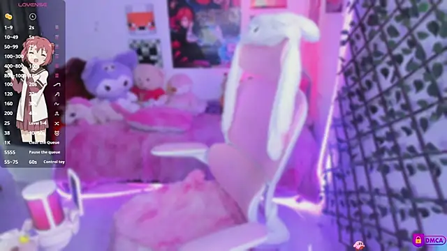 MaddyFooxx online show from December 19, 2025, 2:46 pm