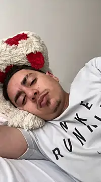 DanielGomez9 online show from February 16, 2025, 9:59 pm