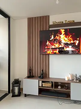 Eva Gonzalez online show from February 11, 2026, 10:15 pm