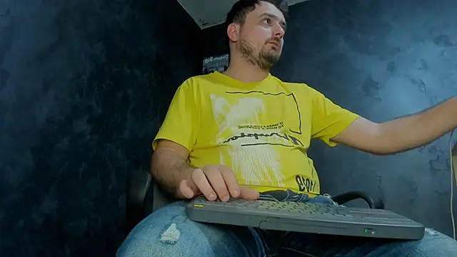 Snapshot of Master_Mark_Wayne chatting on February 2, 2026, 10:52 pm Master Mark Wayne online show from February 2, 2026, 10:52 pm