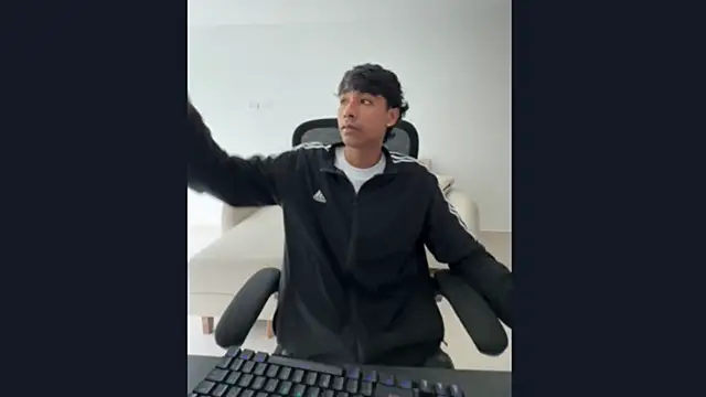 Tyler prince online show from November 28, 2025, 6:32 pm