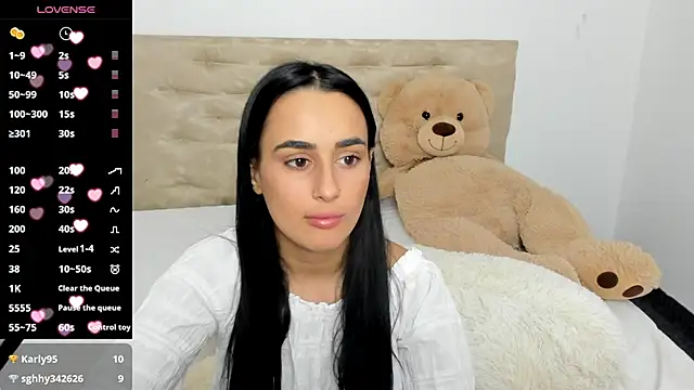 DarcieJane online show from December 6, 2024, 2:24 am