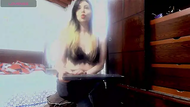 carla roberts online show from September 30, 2025, 6:02 pm