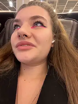 Holy Tereza online show from February 11, 2026, 3:39 pm