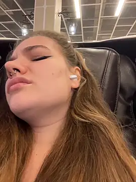 Holy Tereza online show from February 22, 2026, 3:43 pm