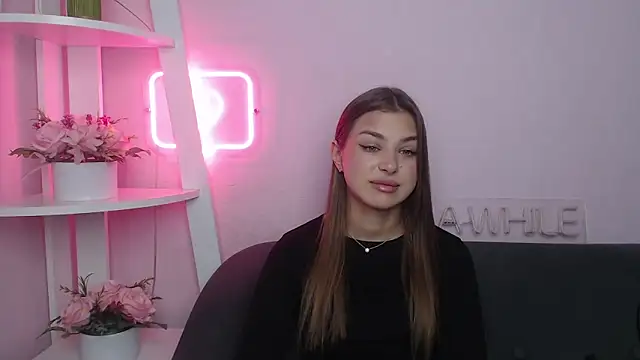 MilanaAngelAs online show from November 7, 2025, 5:40 am