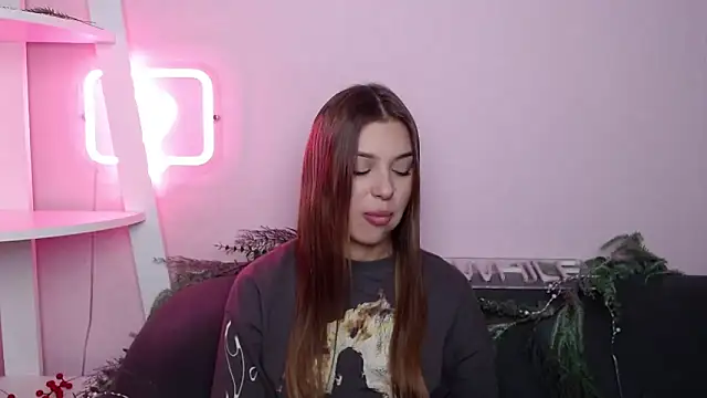 Snapshot of MilanaAngelAs chatting on February 7, 2026, 5:55 am MilanaAngelAs online show from February 7, 2026, 5:55 am