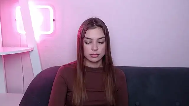 Snapshot of MilanaAngelAs chatting on February 15, 2026, 9:52 am MilanaAngelAs online show from February 15, 2026, 9:52 am