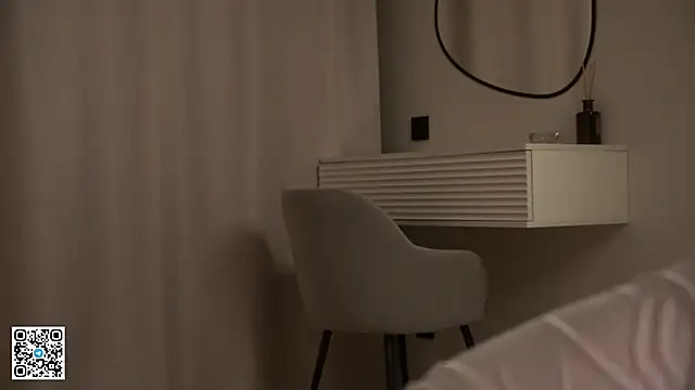 Snapshot of CarmenMoore26 chatting on March 4, 2026, 8:48 pm CarmenMoore26 online show from March 4, 2026, 8:48 pm